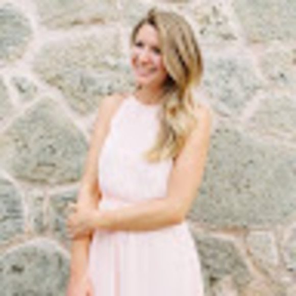 Meet your Posher, Kendall - Picture 1 of 1